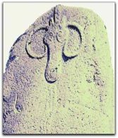 06 scultura su roccia.jpg